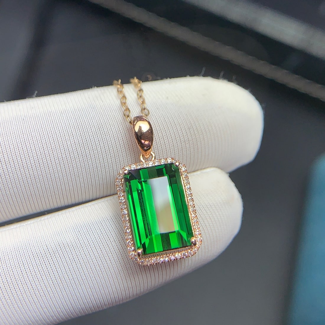 14k Gold 5.5 Ct Natural Tourmaline & Diamond Pendant( Without Chain ) - 2