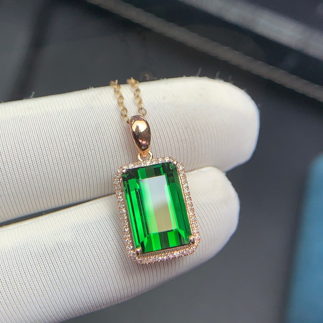 14k Gold 5.5 Ct Natural Tourmaline & Diamond Pendant( Without Chain ) - 5