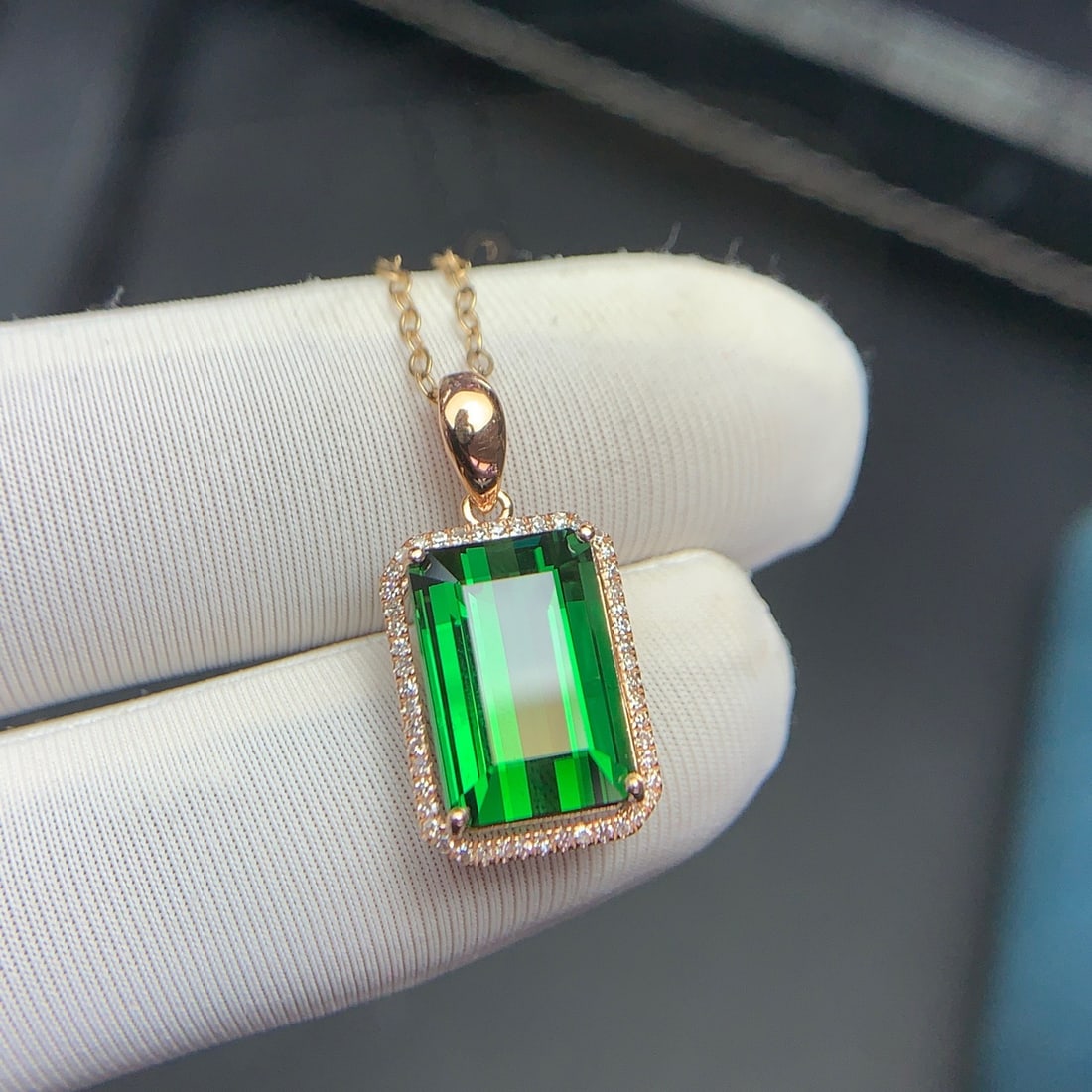 14k Gold 5.5 Ct Natural Tourmaline & Diamond Pendant( Without Chain ) - 7