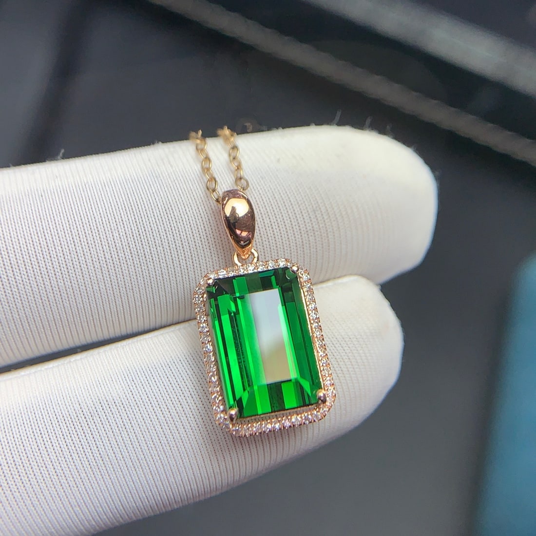 14k Gold 5.5 Ct Natural Tourmaline & Diamond Pendant( Without Chain ) - 9