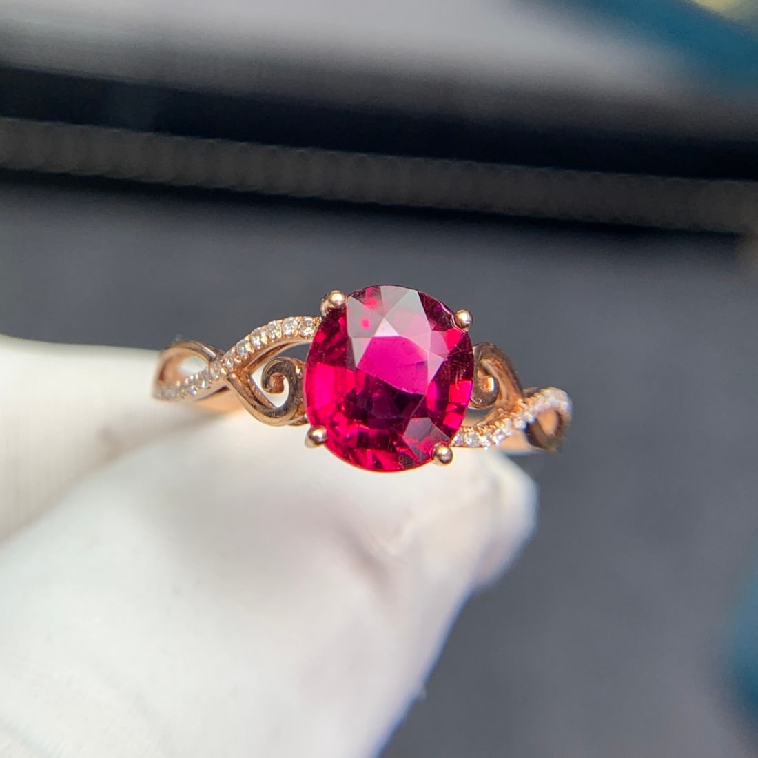 14k Gold 1.5 Ct Natural Tourmaline & Diamond Ring - 3