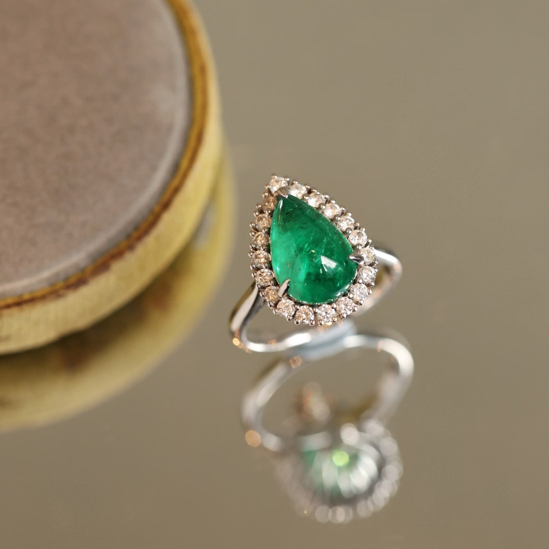 14k Gold 4.15 Ctw Natural Emerald & Diamond Ring/pendant( Without Chain ) - 2