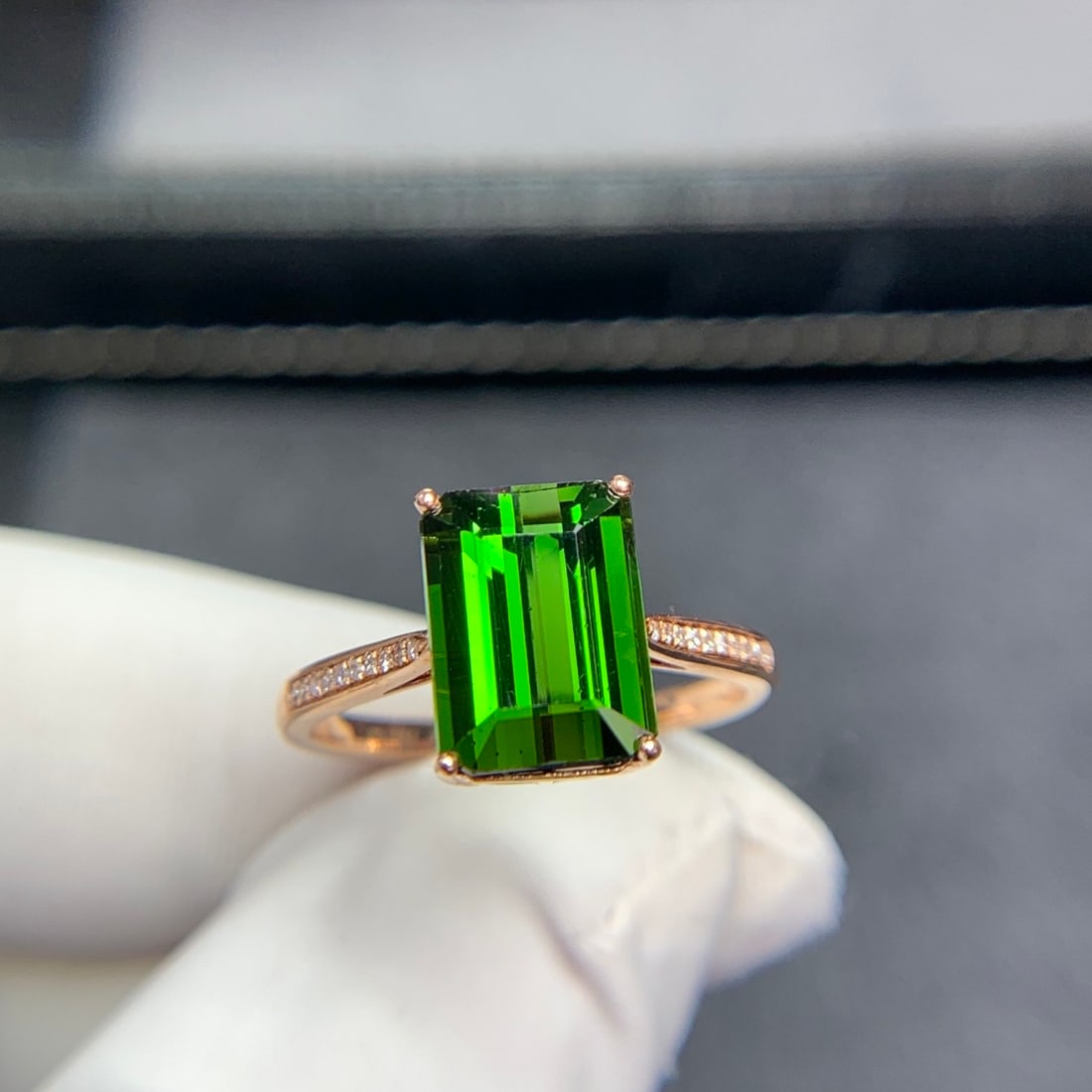 14k Gold 3.8 Ct Natural Tourmaline & Diamond Ring - 2