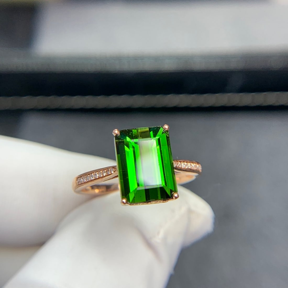 14k Gold 3.8 Ct Natural Tourmaline & Diamond Ring - 3