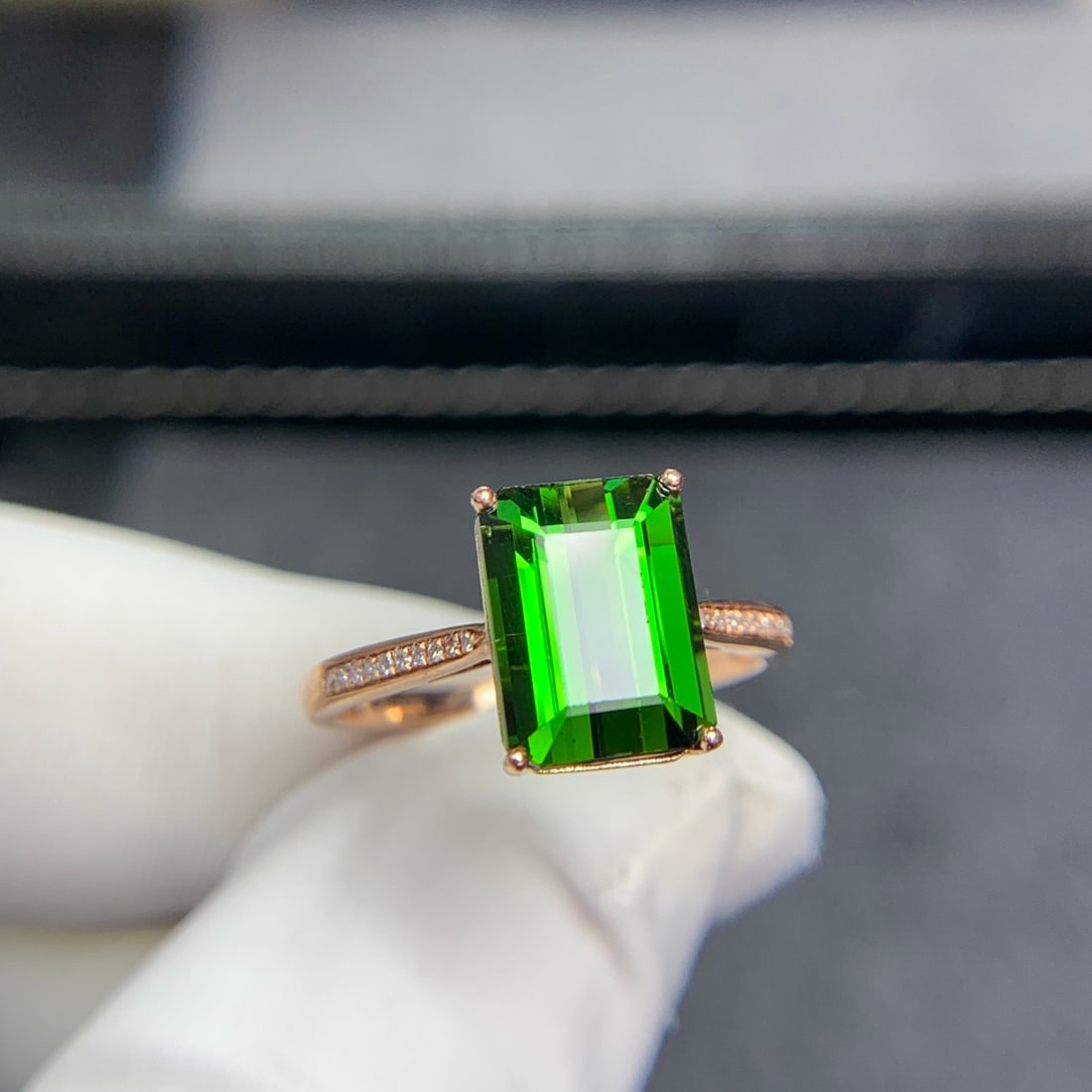 14k Gold 3.8 Ct Natural Tourmaline & Diamond Ring - 4