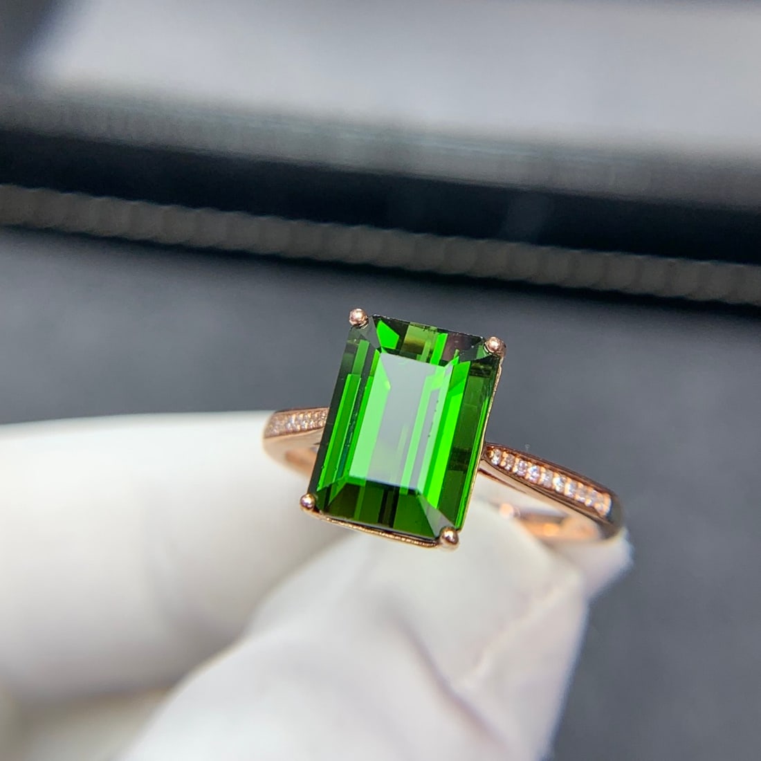 14k Gold 3.8 Ct Natural Tourmaline & Diamond Ring - 6