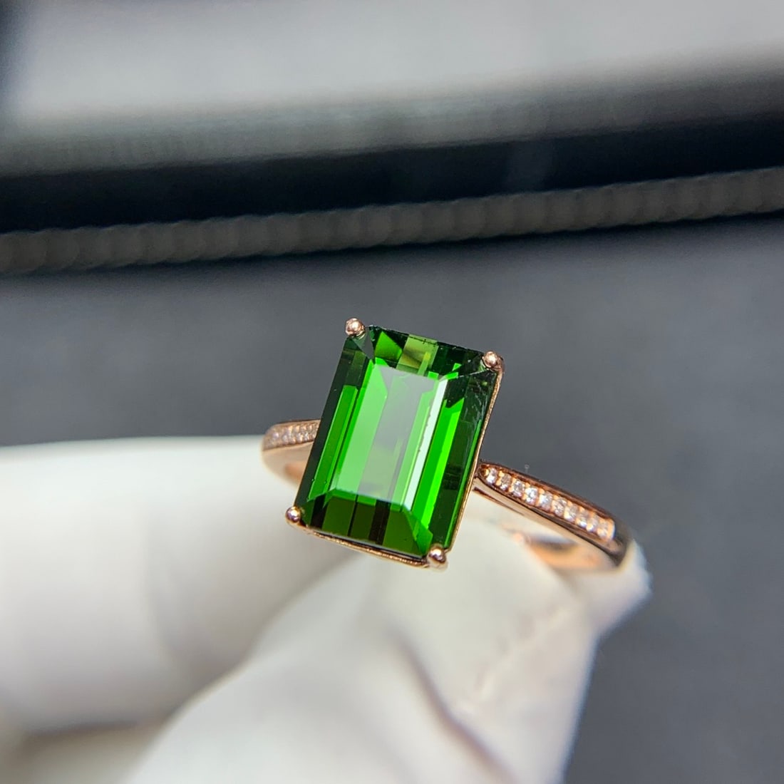 14k Gold 3.8 Ct Natural Tourmaline & Diamond Ring - 7