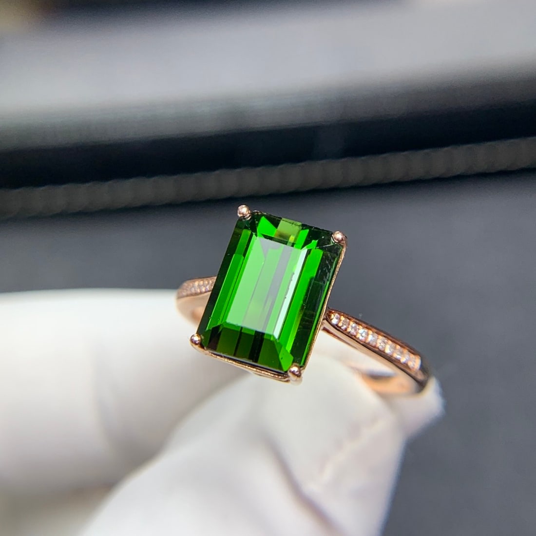 14k Gold 3.8 Ct Natural Tourmaline & Diamond Ring - 8