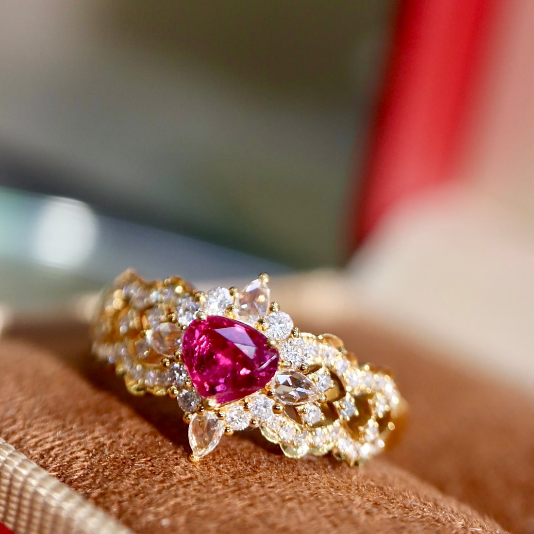 14k Gold 0.87 Ctw Natural Ruby & Diamond Ring - 7