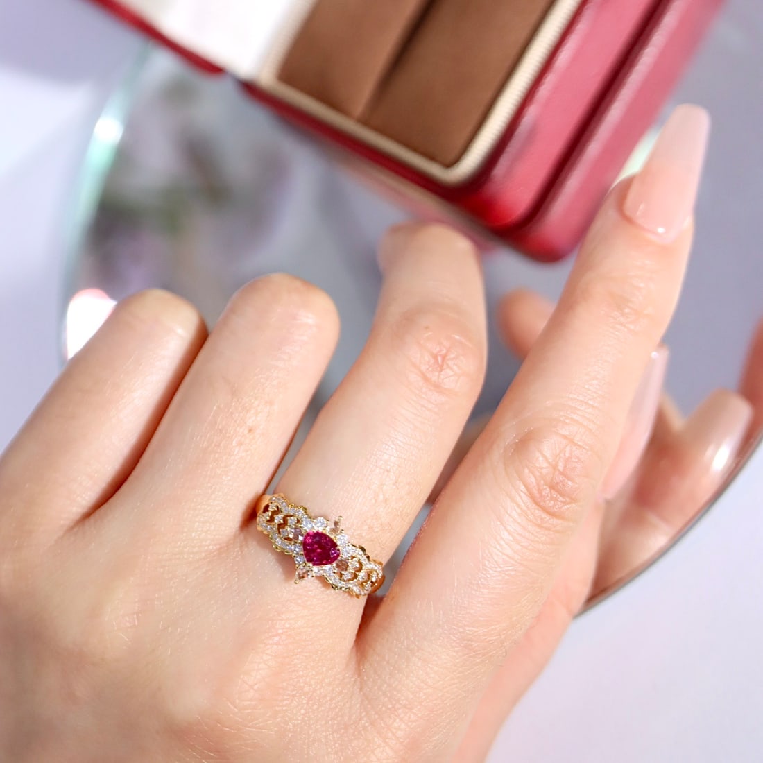 14k Gold 0.87 Ctw Natural Ruby & Diamond Ring - 8