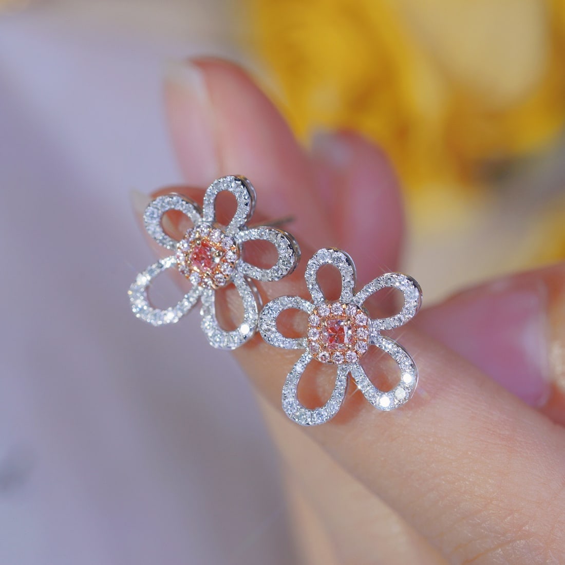 14k Gold 0.8 Ct Natural Color Diamond Earrings - 7