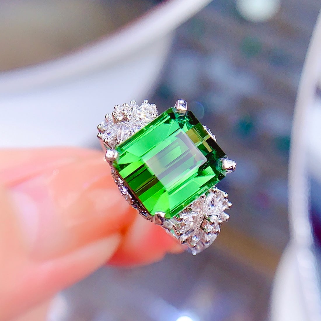 14k Gold 6.6 Ctw Natural Tourmaline & Diamond Ring - 3