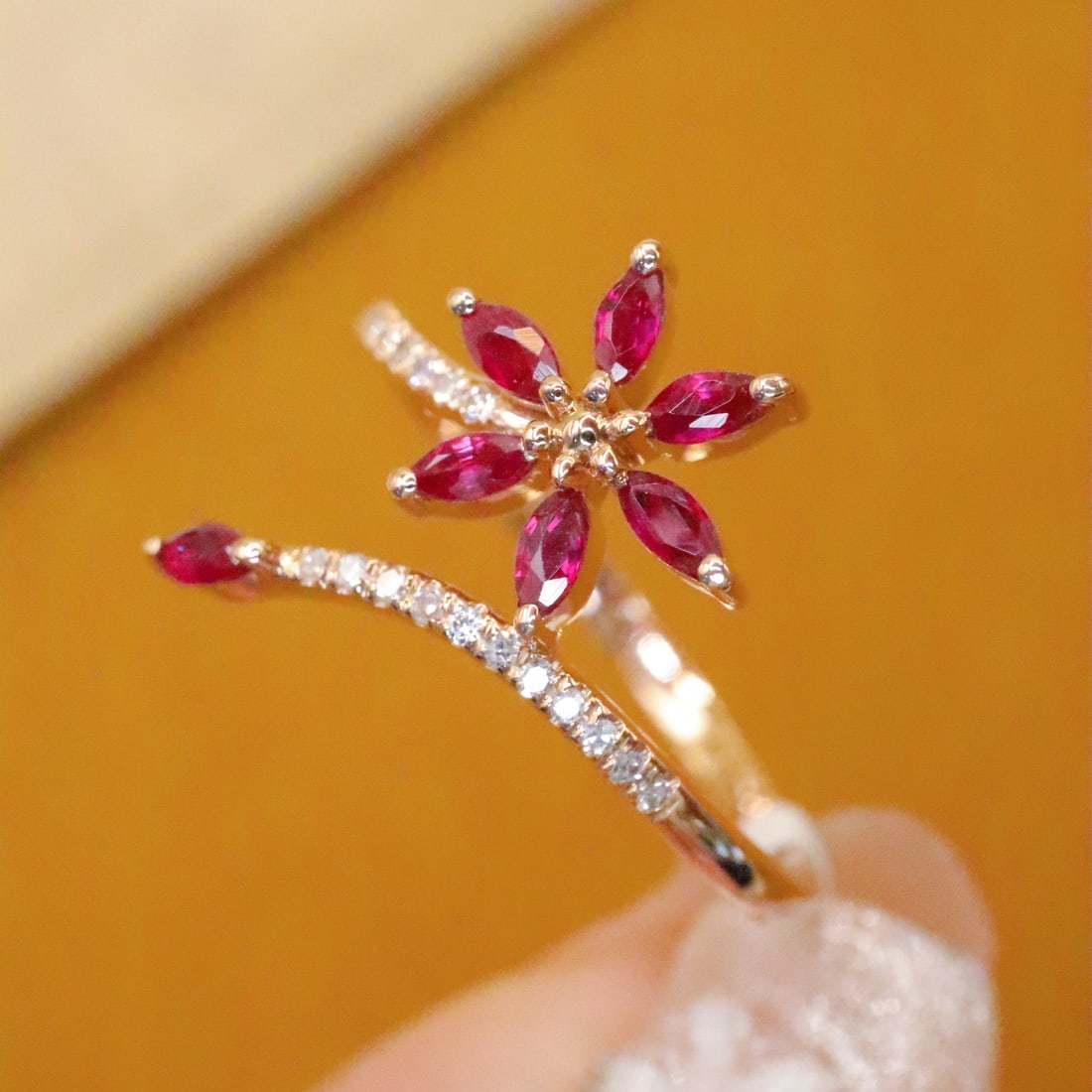 14k Gold 0.34 Ctw Natural Ruby & Diamond Ring - 2