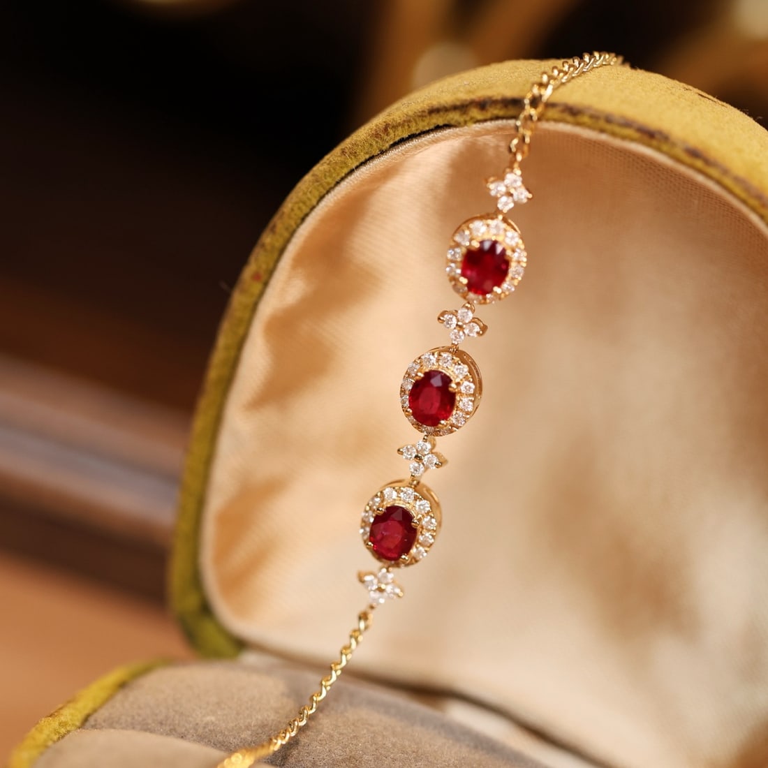 14k Gold 1.33 Ctw Natural Ruby & Diamond Bracelet - 4