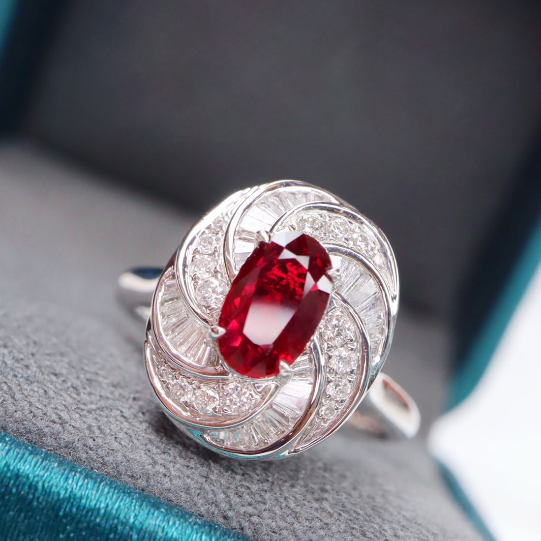 14k Gold 1.50 Ctw Natural Ruby & Diamond Ring/pendant( Without Chain ): Ref:231140356 // gold content:14k gold // ring size:7. 25us // // main gemstone:ruby // shape:oval // carat weight:1. 10ct // color:red // treatment:natural // // adjacent gemstone 2 : diamond // shap