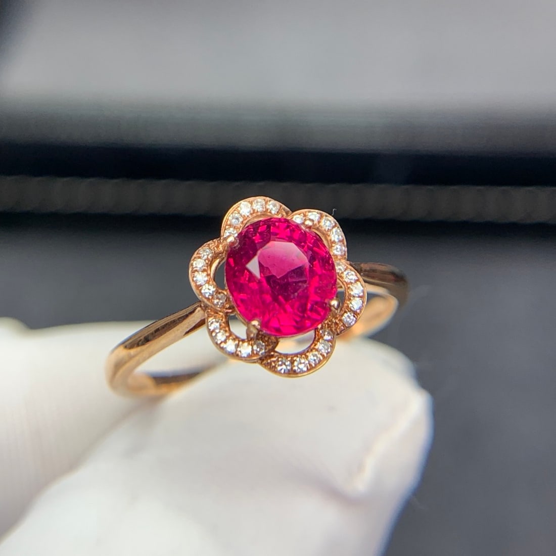 14k Gold 1.5 Ct Natural Tourmaline & Diamond Ring: Ref:231140376 // gold content:14k gold // ring size:7. 25us // // main gemstone:tourmaline // shape:oval // carat weight:1. 5ct // color:red // treatment:natural // // adjacent gemstone 2 :