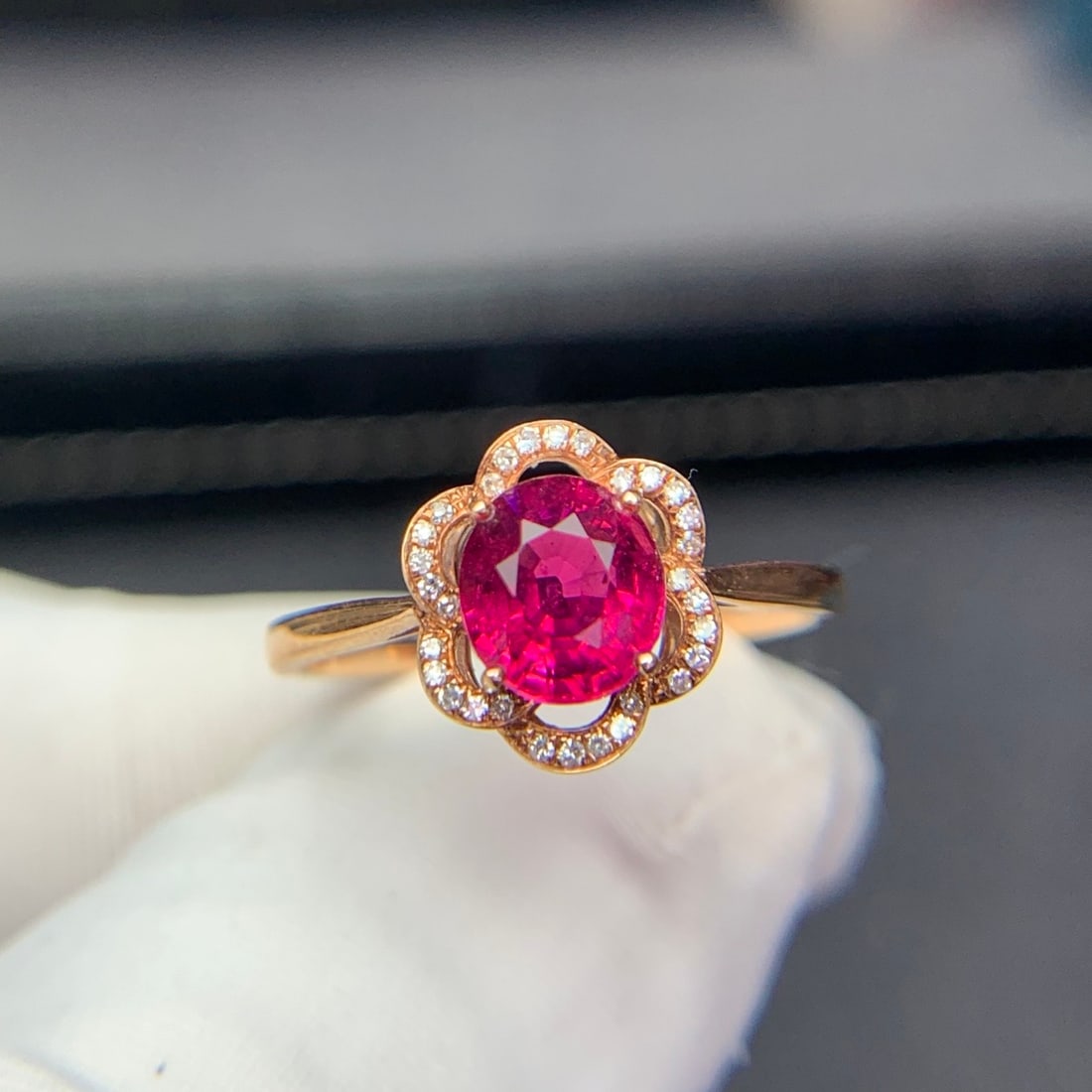 14k Gold 1.5 Ct Natural Tourmaline & Diamond Ring - 2