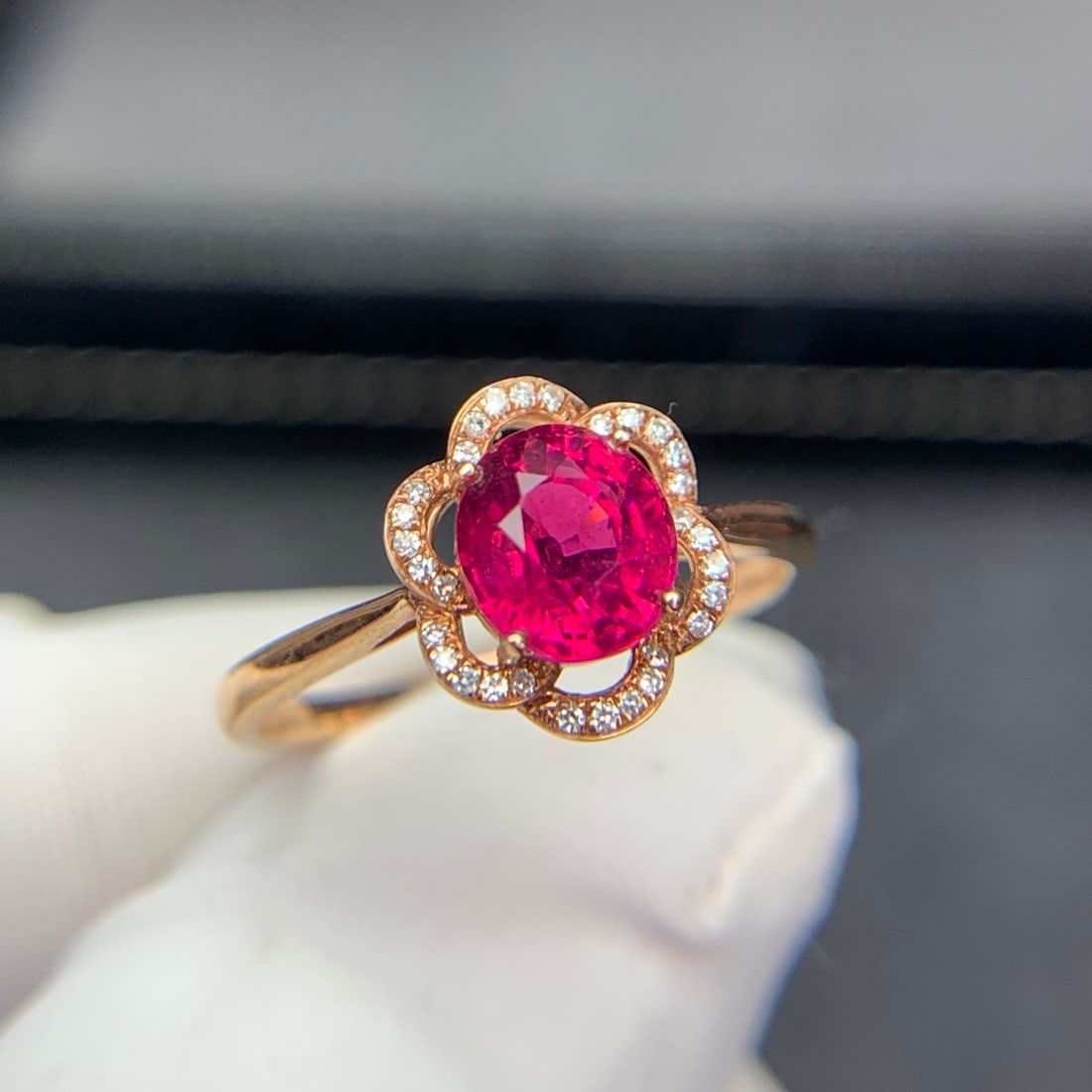 14k Gold 1.5 Ct Natural Tourmaline & Diamond Ring - 3