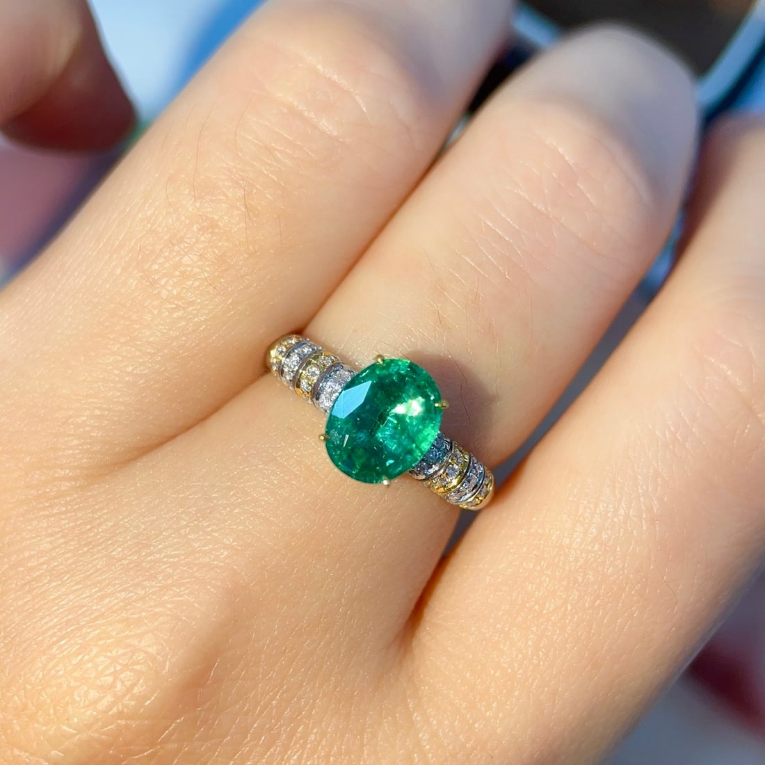 14k Gold 1.93 Ctw Natural Emerald & Diamond Ring - 5