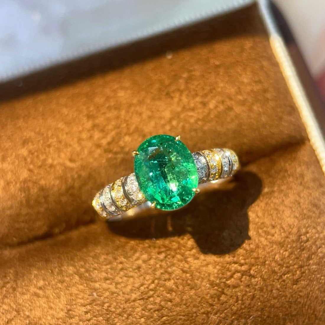 14k Gold 1.93 Ctw Natural Emerald & Diamond Ring - 6