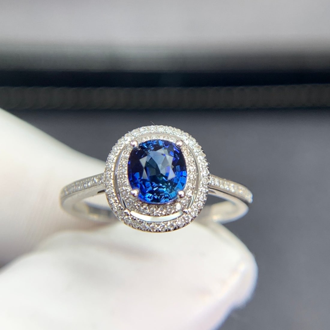 14k Gold 1.05 Ct Natural Sapphire & Diamond Ring - 2