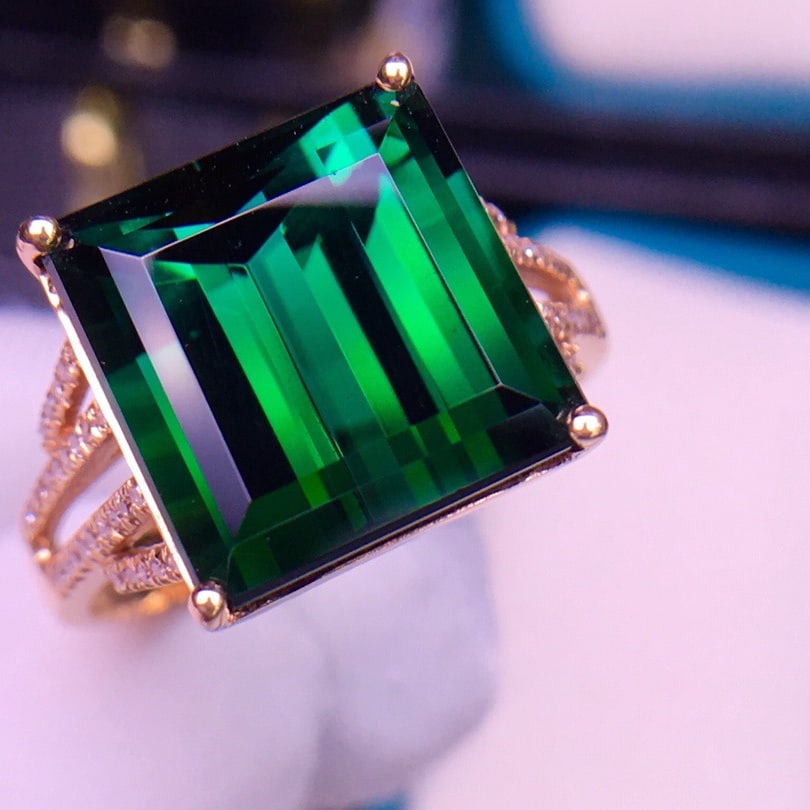 14k Gold 9.5 Ct Natural Tourmaline & Diamond Ring - 2