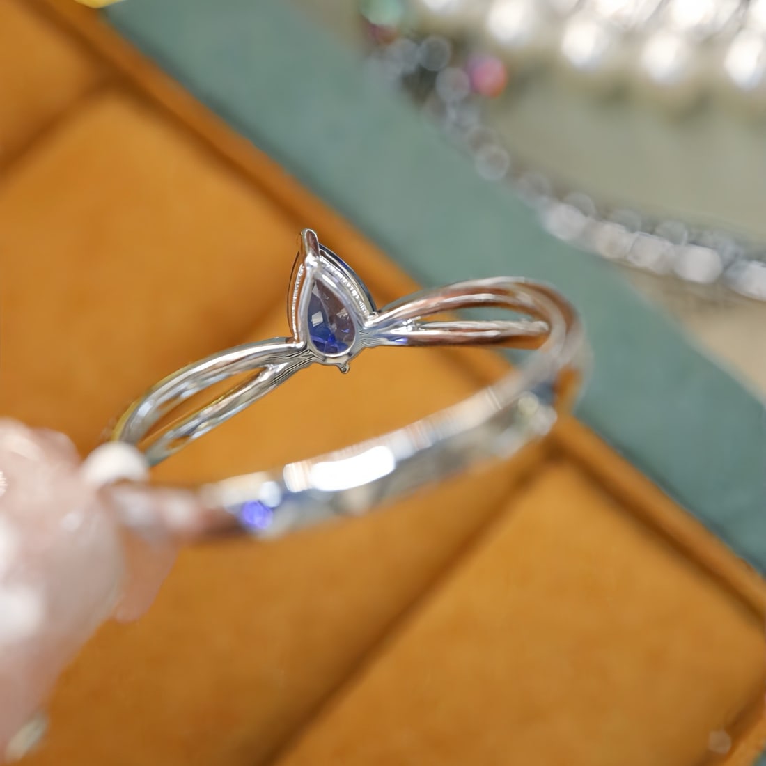 14k Gold 0.75 Ctw Natural Sapphire & Diamond Ring - 5