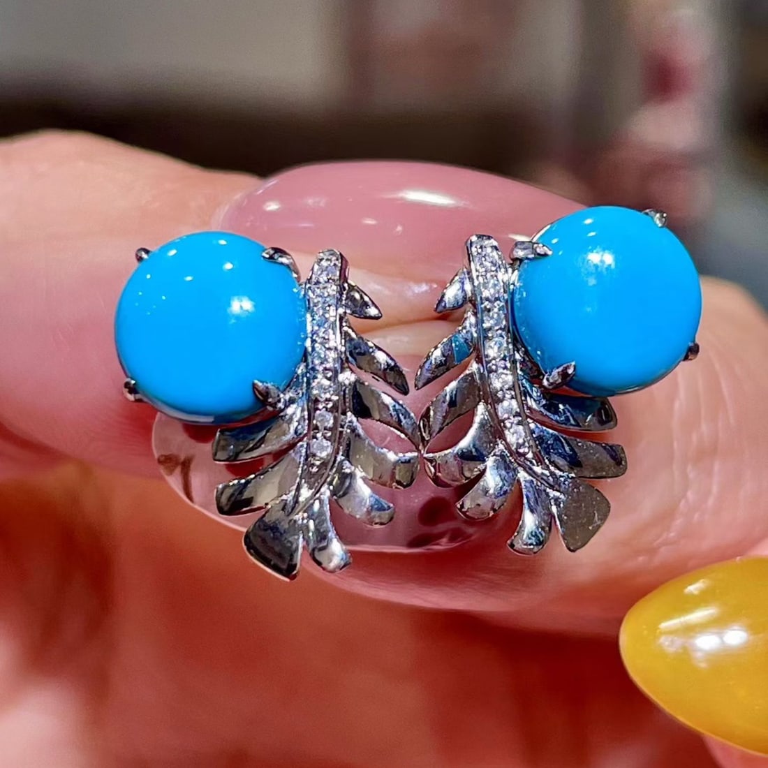 14k Gold 3.70 Ctw Natural Blue Turquoise & Diamond Earrings: Ref:231140429 // gold content:14k gold // main gemstone:blue turquoise // shape:round // carat weight:3. 65ct // color:blue // treatment:natural // cut grade:g // // adjacent gemstone 2 : diamond