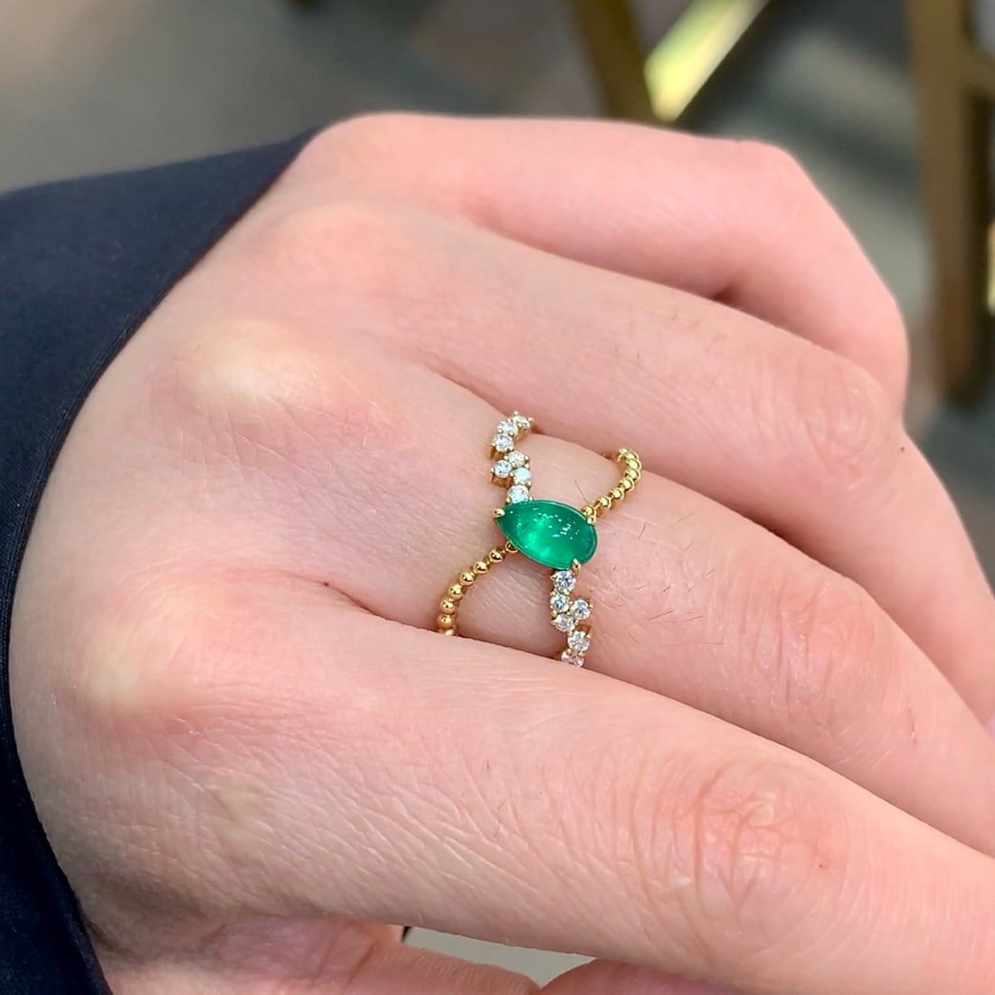 14k Gold 0.97 Ctw Vivid Green Natural Emerald & Diamond Ring - 7