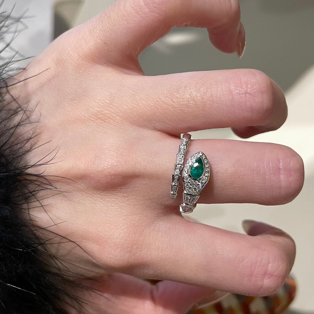 14k Gold 0.2 Ct Natural Emerald & Diamond Ring - 4