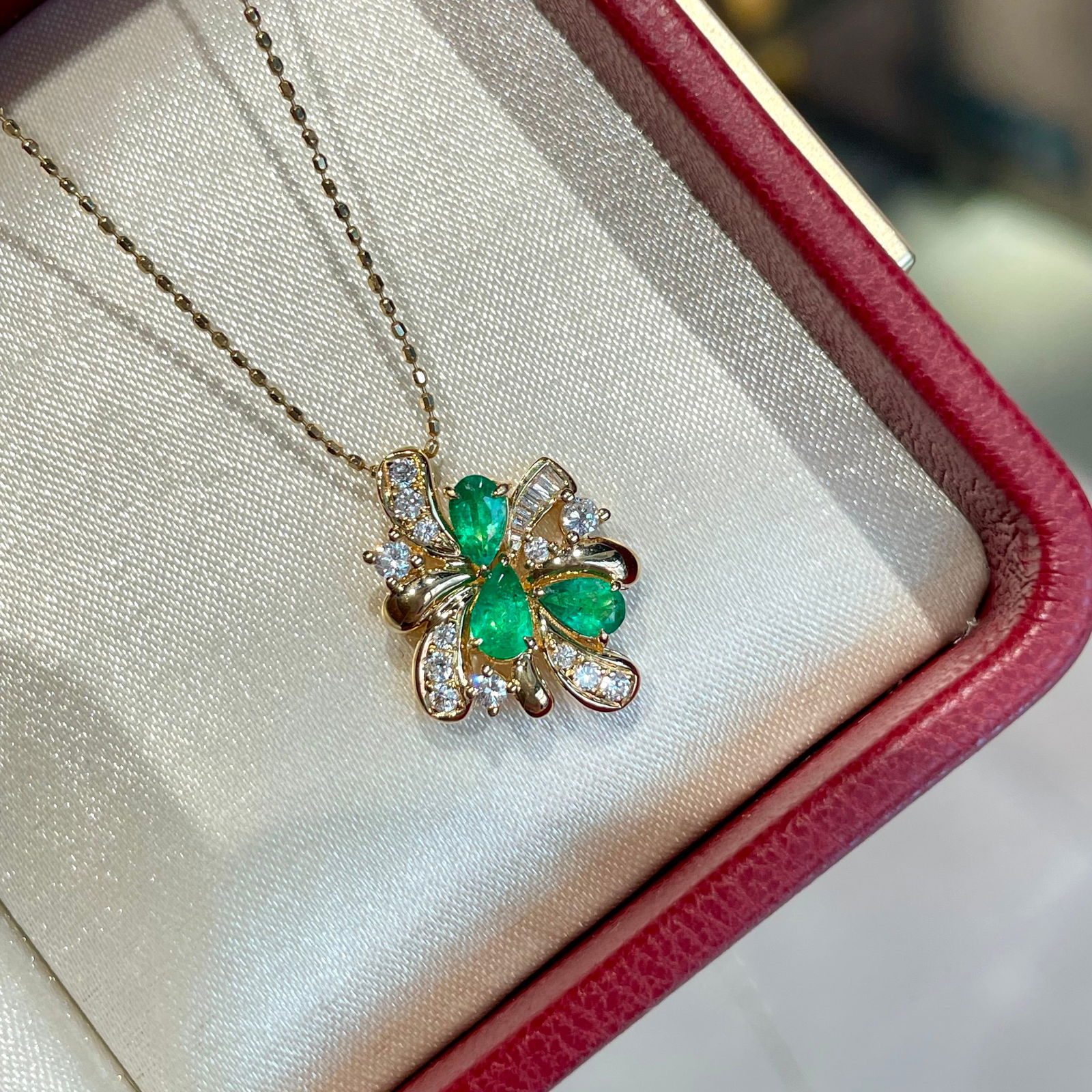 14k Gold 0.65 Ct Natural Emerald & Diamond Pendant( Without Chain ) - 5