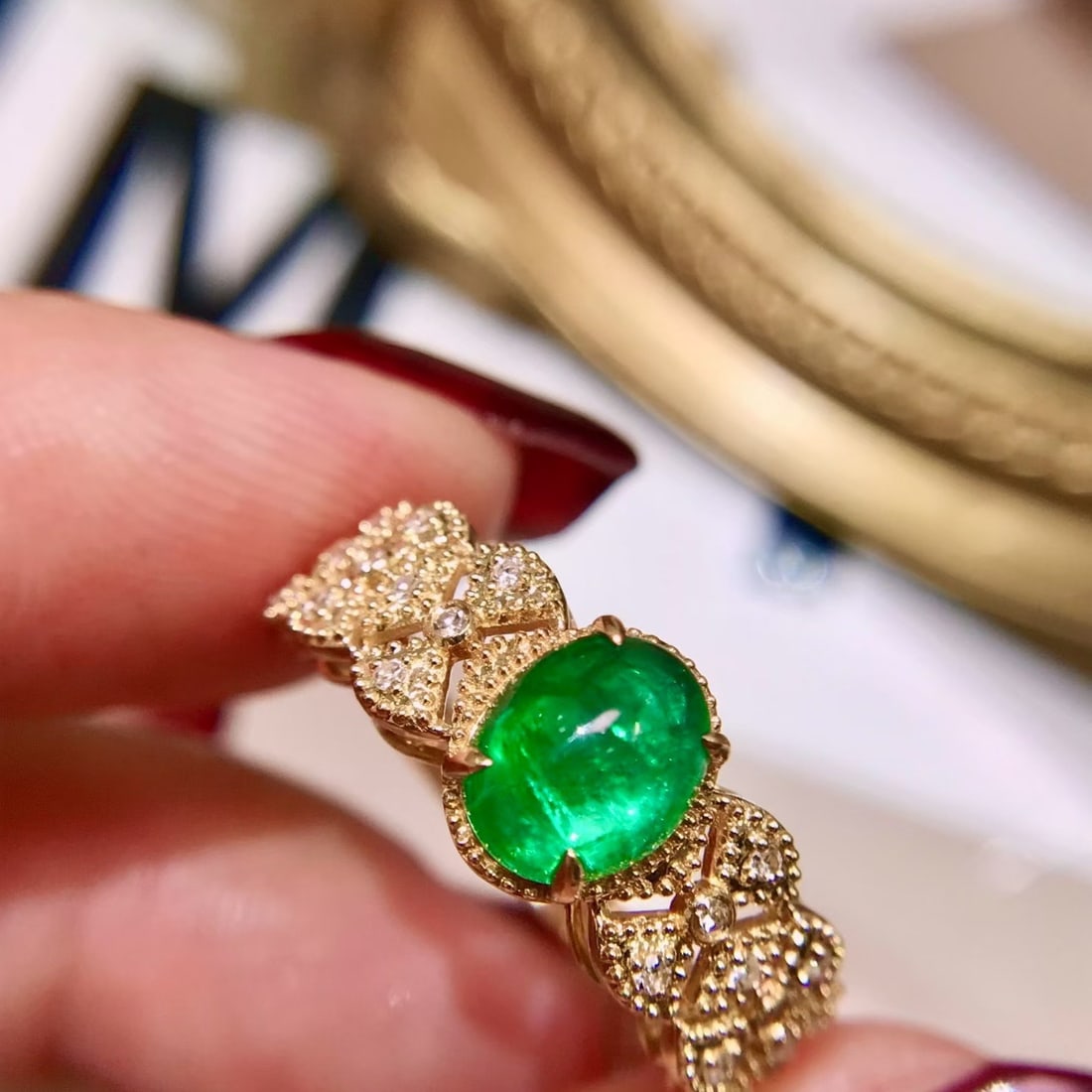 14k Gold 1.51 Ctw Vivid Green Natural Emerald & Diamond Ring - 3