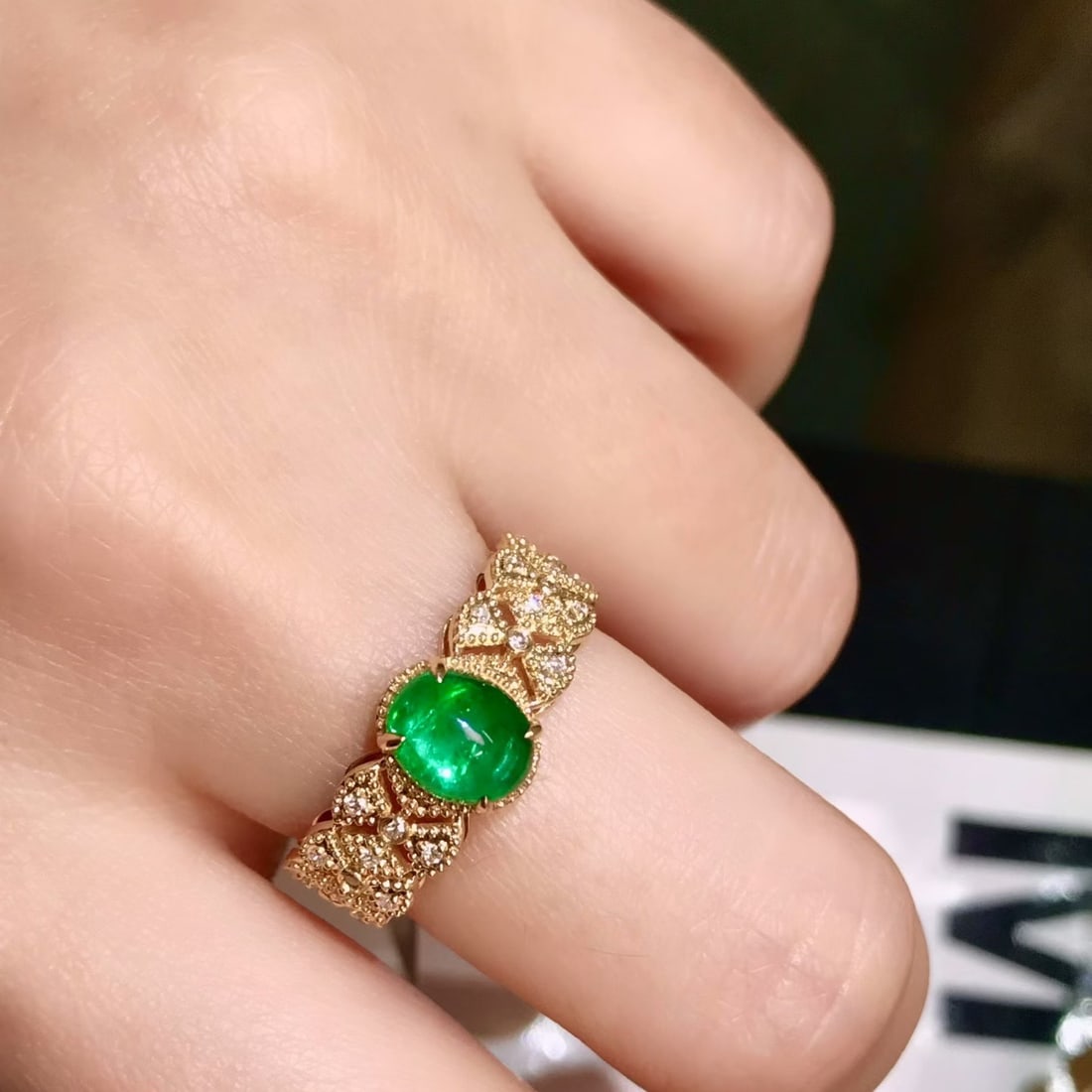 14k Gold 1.51 Ctw Vivid Green Natural Emerald & Diamond Ring - 4