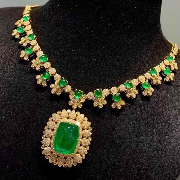 14k Gold 7.2 Ct Natural Emerald & Diamond Necklace - 6
