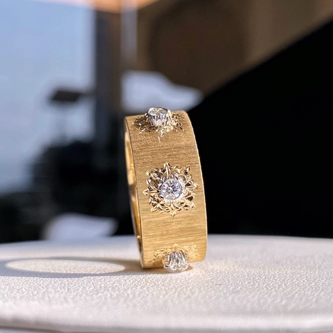 14k Gold 0.29 Ct Natural H Diamond Ring - 4