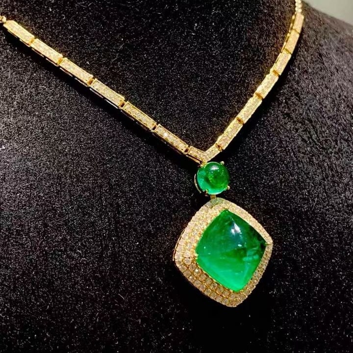 14k Gold 6.8 Ct Natural Emerald & Diamond Necklace - 3