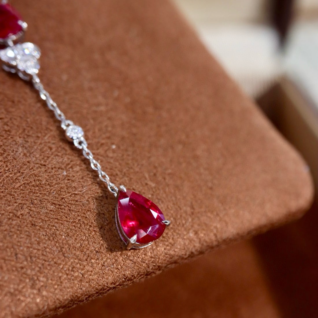 14k Gold 2.51 Ctw Natural Ruby & Diamond Necklace - 4