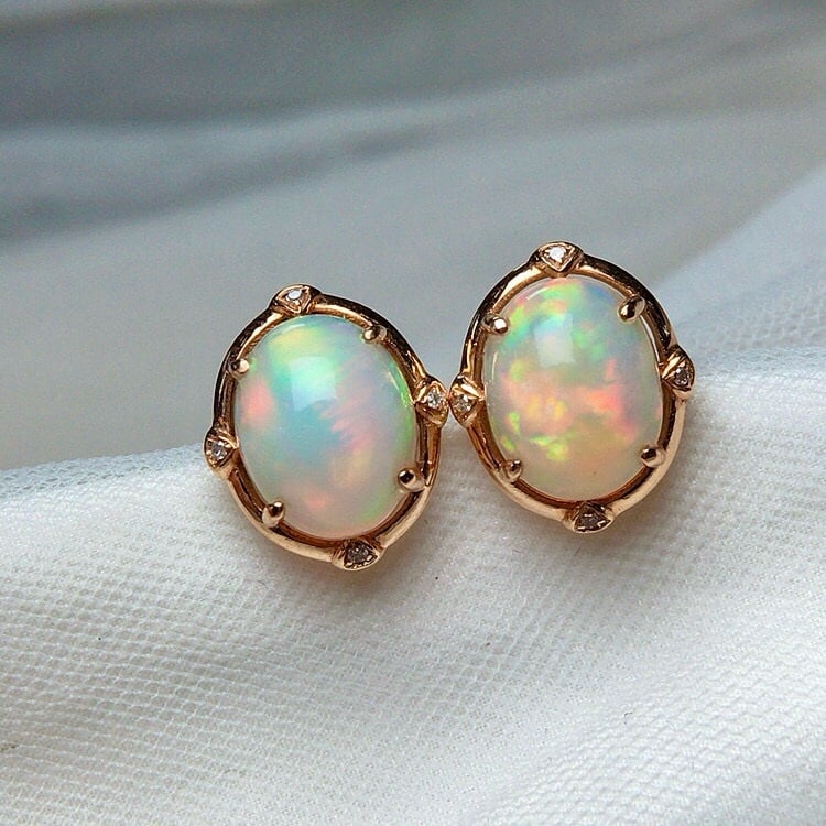 14k Gold 4.00 Ct Natural Opal & Diamond Earrings - 5