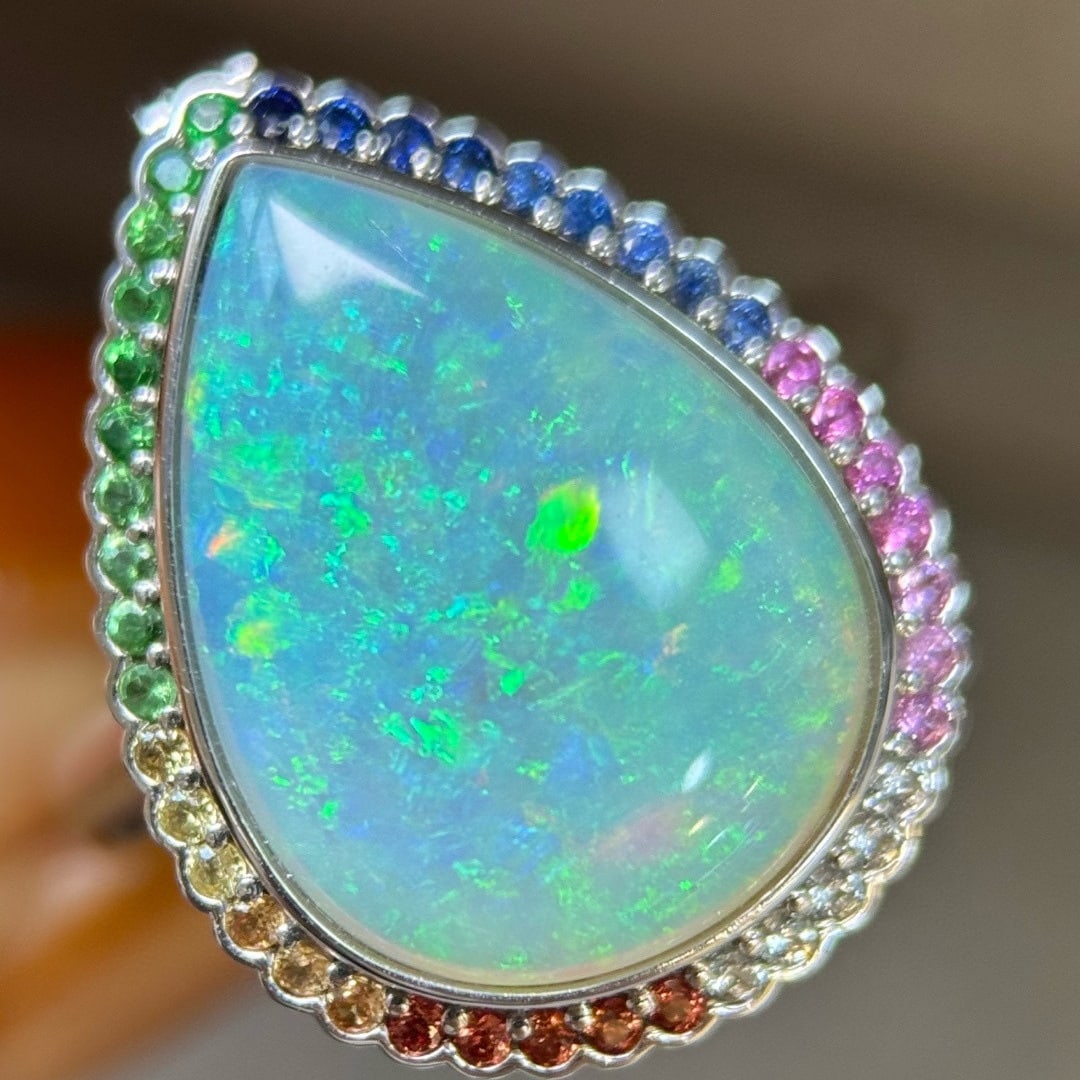 14k Gold 4.65 Ct Natural Opal & Sapphire & Diamond Ring/pendant( Without Chain ): Ref:231143090 // gold content:14k gold // ring size:7. 25us // // main gemstone:opal // shape:pear // carat weight:4. 65ct // color:color // treatment:natural // // adjacent gemstone 2 : sapphire // s