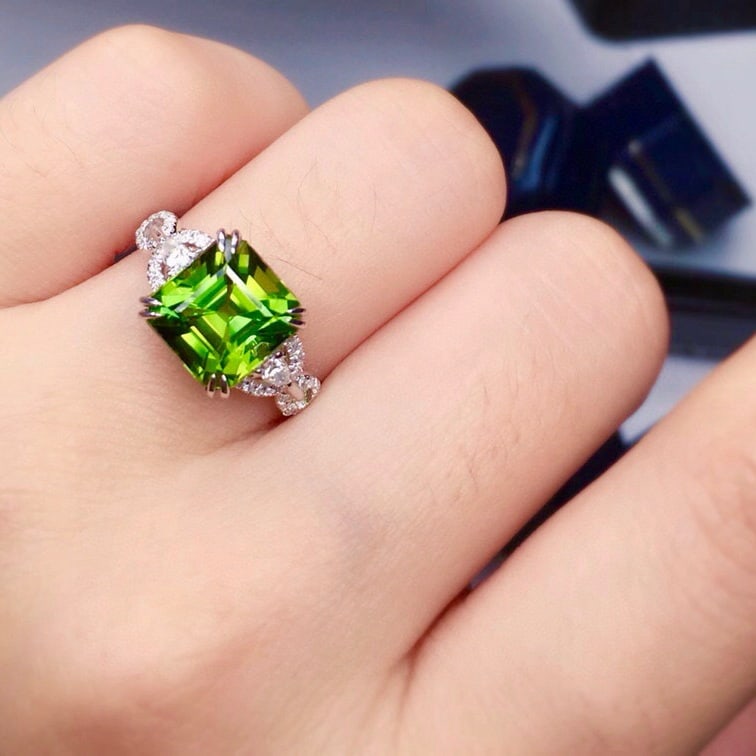 14k Gold 3.95 Ct Natural Tourmaline & Diamond Ring - 7