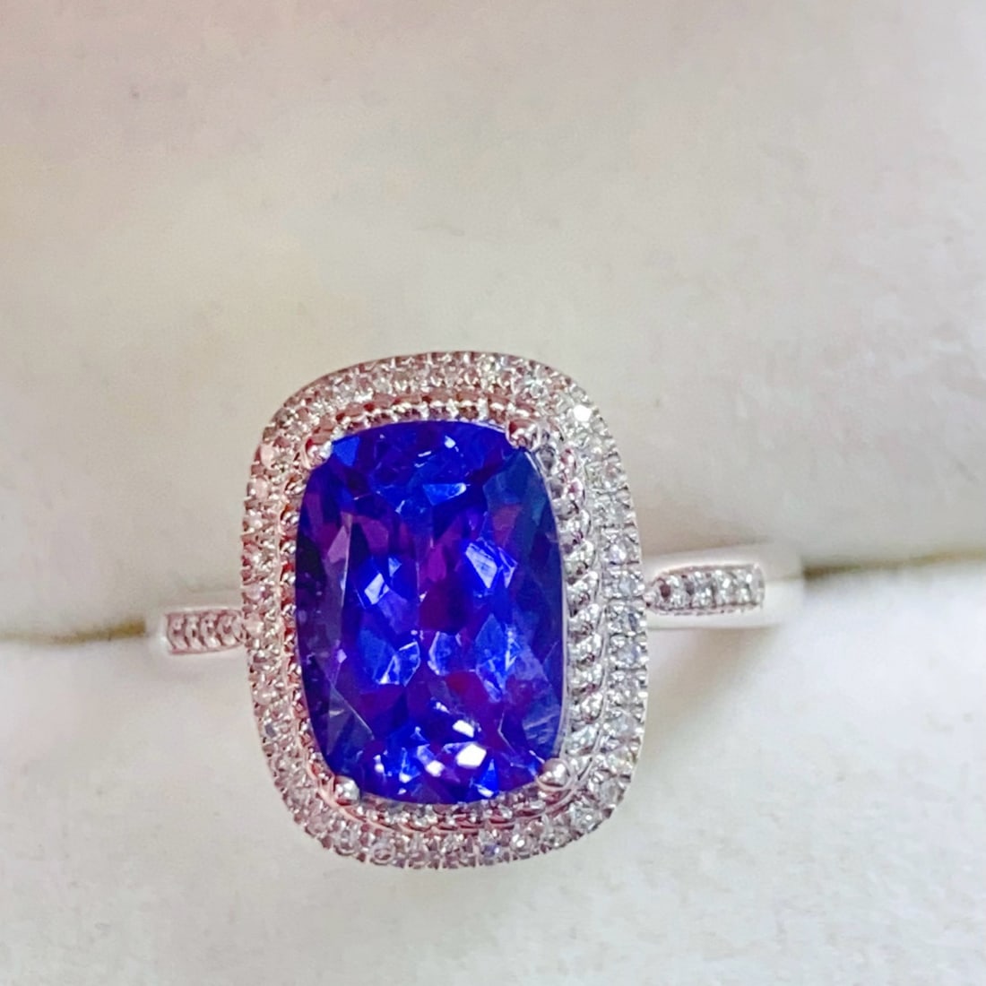 14k Gold 2.67 Ctw Natural Tanzanite & Diamond Ring - 6