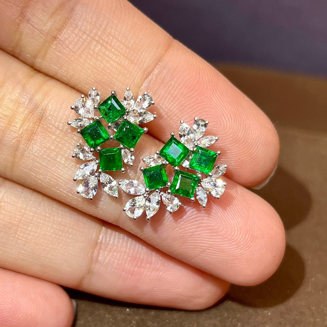 14k Gold 3.19 Ctw Vivid Green Natural Emerald & Sapphire Earrings - 4