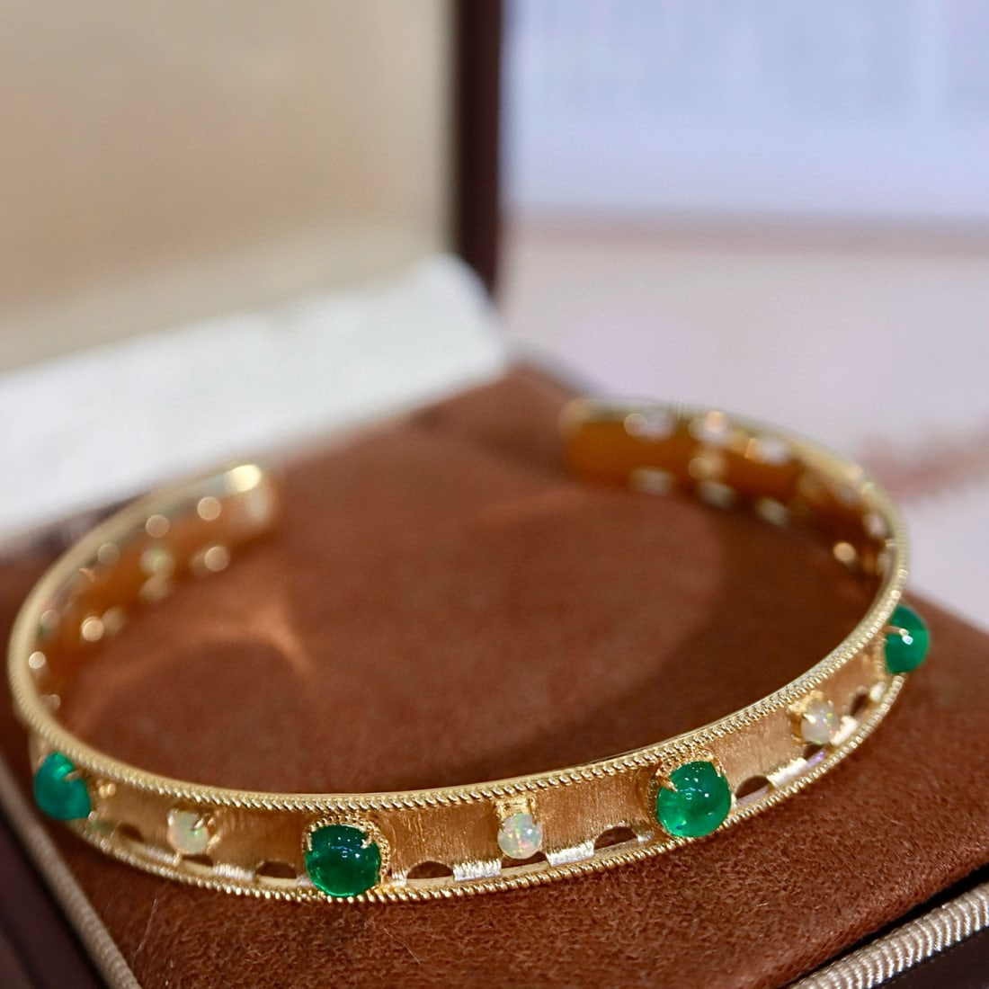 14k Gold 3.01 Ct Natural Emerald & Opal Bangle - 3