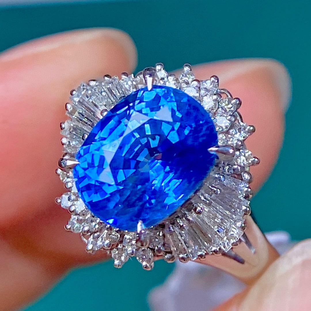 14k Gold 4.00 Ctw Natural Sapphire & Diamond Ring - 6