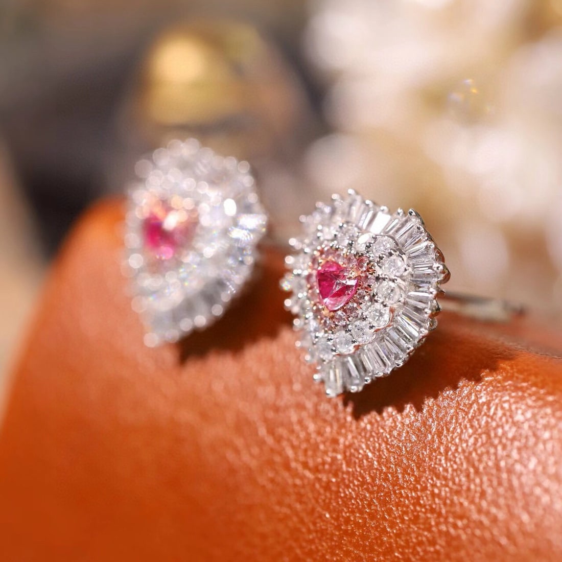 14k Gold 0.90 Ctw Natural Pink Diamond & Diamond Earrings - 5