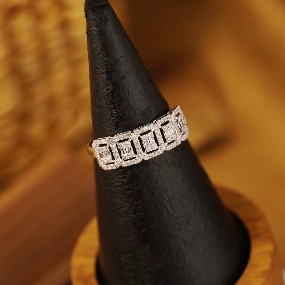 14k Gold 0.32 Ct Natural H Diamond Ring - 3