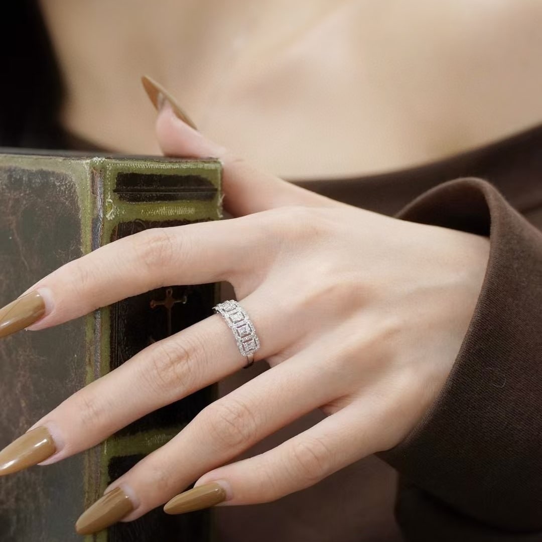 14k Gold 0.32 Ct Natural H Diamond Ring - 6