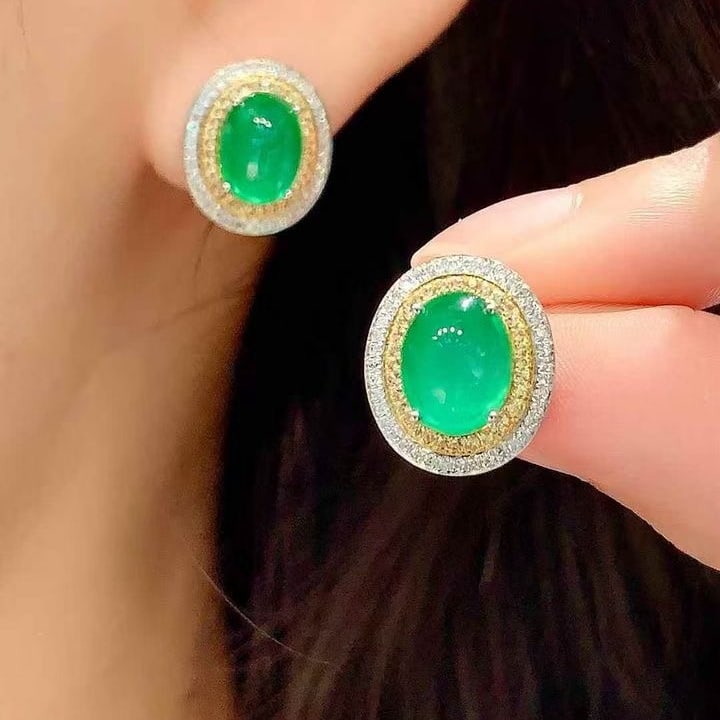 14k Gold 4.2 Ct Natural Emerald & Diamond Earrings - 5