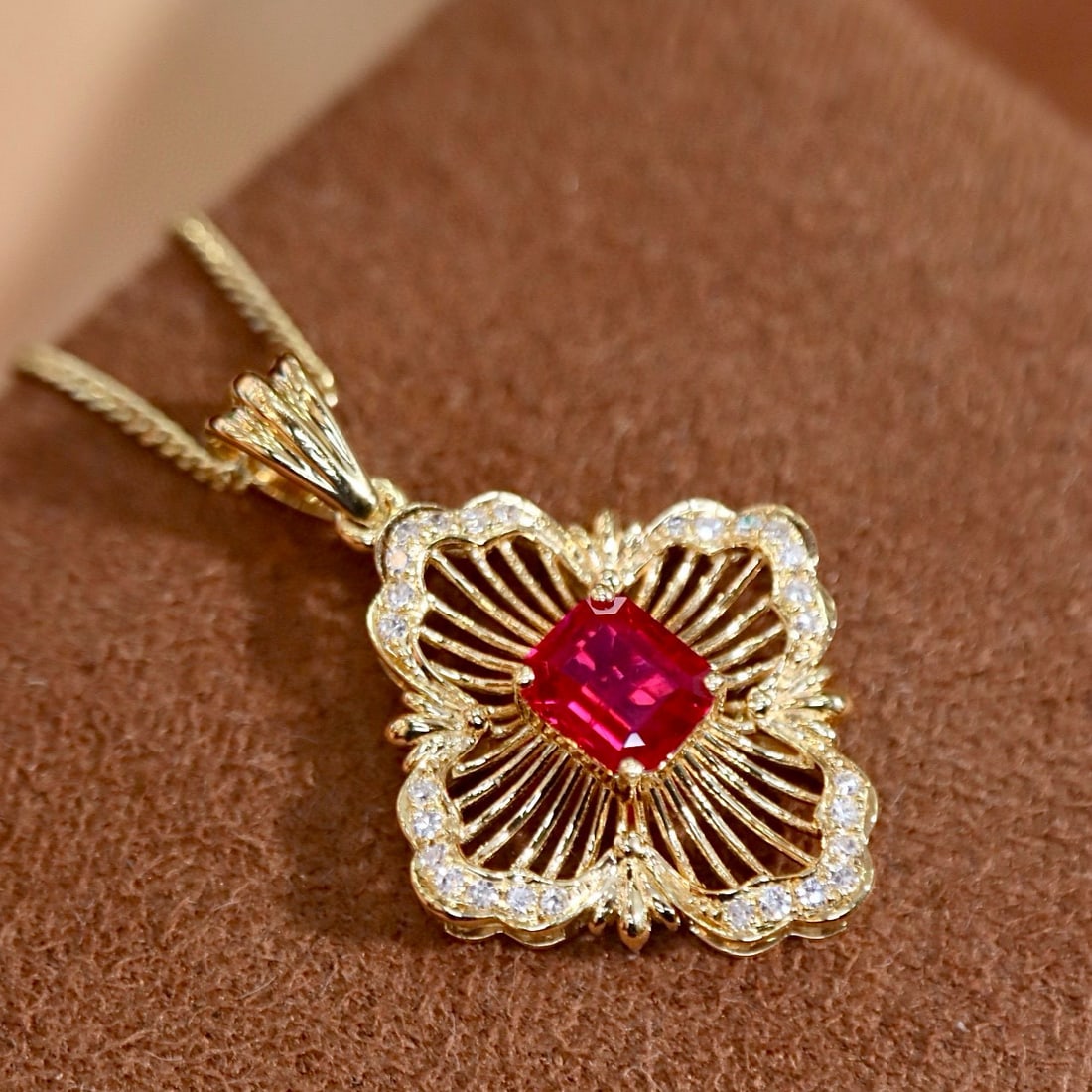 14k Gold 0.56 Ctw Natural Ruby & Diamond Pendant( Without Chain ) - 3