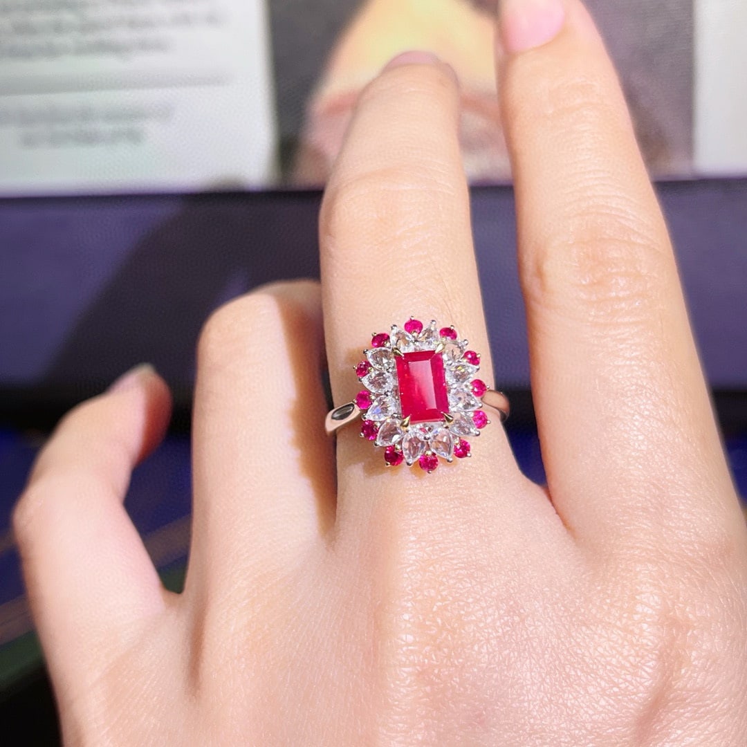 14k Gold 1.58 Ctw Natural Ruby & Diamond Ring - 3